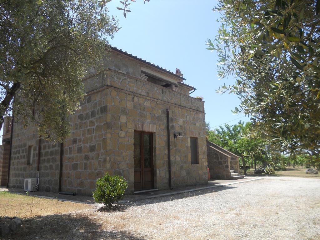 פיטיליאנו Agriturismo Tenuta Roccaccia מראה חיצוני תמונה