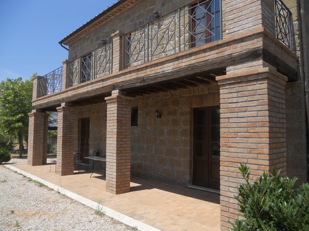 פיטיליאנו Agriturismo Tenuta Roccaccia מראה חיצוני תמונה